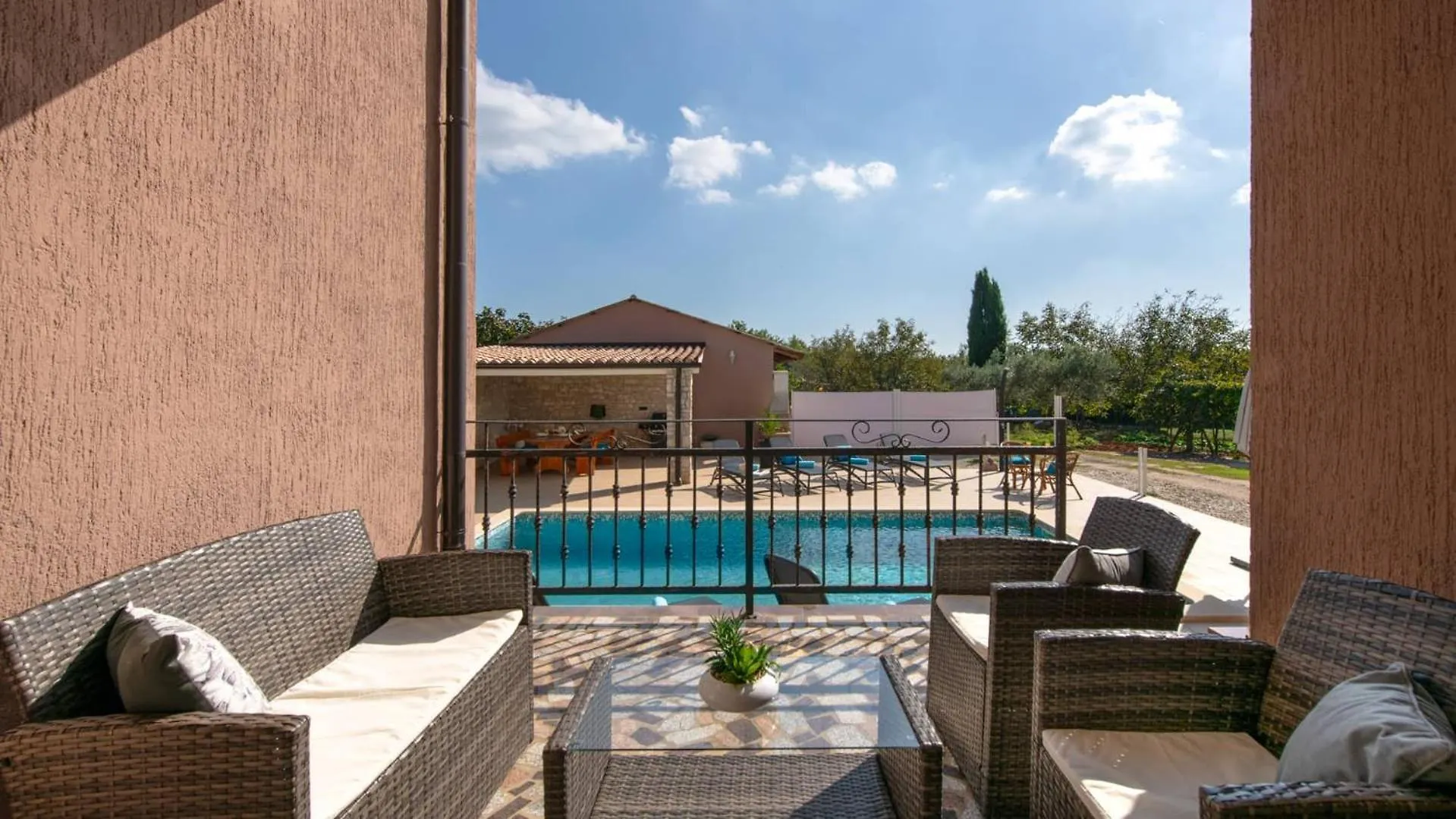 Amazing Villa Lara With Private Pool By Wiibuk Marcana