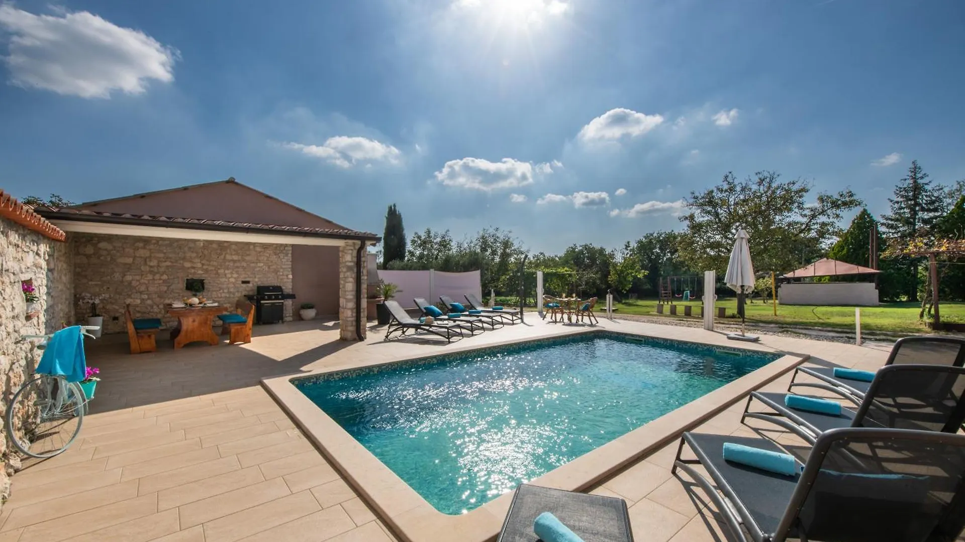 Amazing Villa Lara With Private Pool By Wiibuk Marcana Croatia